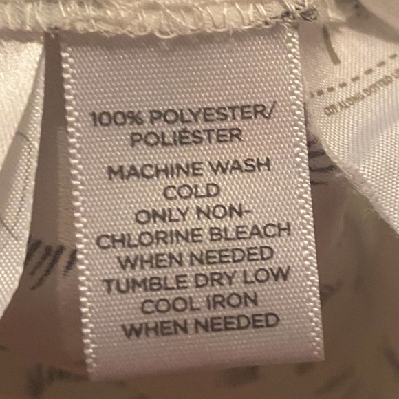 NWOT Ann Taylor LOFT Semi Sheer White Blouse with Black Print - Picture 8 of 8